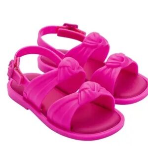 NWT Mini Melissa Velvet Sandal in Pink size Girls’ 2